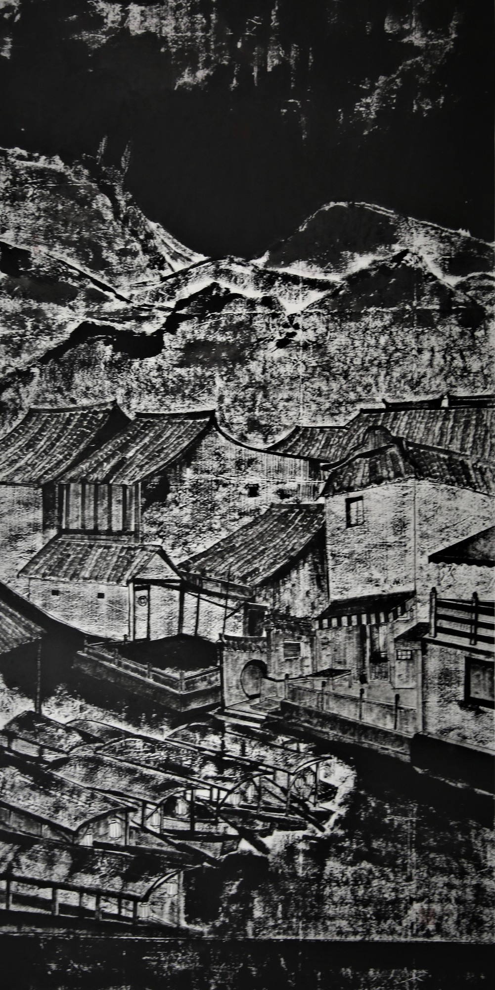 《在水一方》纸本水墨  128x252cm 王华明.jpg